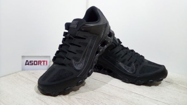 кросівки Nike Reax 8 TR Mesh (621716-001)