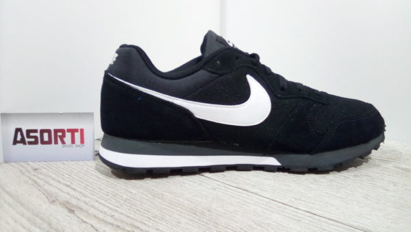 кросівки Nike MD Runner 2 (749794-010)