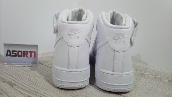 Мужские кроссовки Nike Air Force 1 Mid White (315123-111) белые