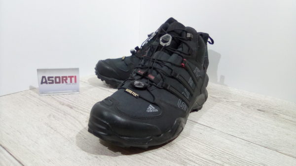 Мужские кроссовки для туризма Adidas Terrex Swift R MID GTX (B44136) черные