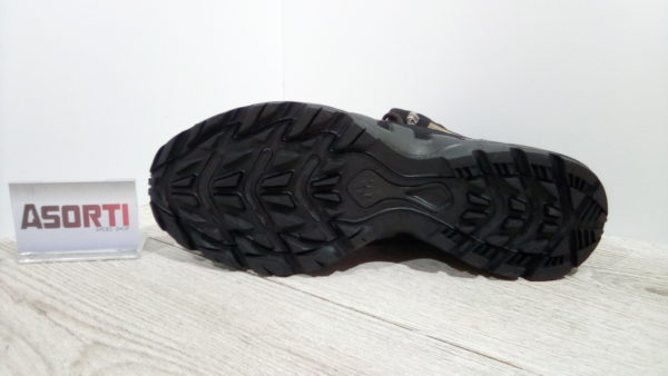Мужские кроссовки для походов Adidas Performance AX 1 MID LEA (G60137) коричневые