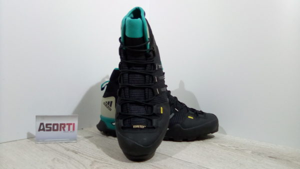 Мужские кроссовки для туризма Adidas Terrex Scope High GTX (AF5957) черные