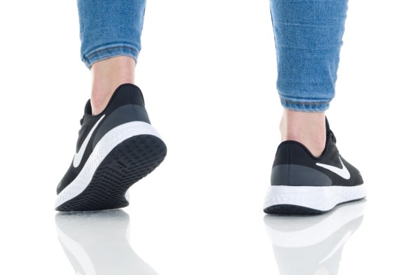 кроссовки Nike Revolution 5 (GS) (BQ5671-003)